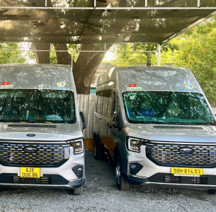 Xe Ford New Transit 18c