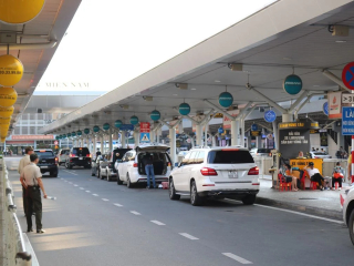 CTY TNHH DVDL KHANG THỊNH TRAVEL cho thuê xe đưa đón sân bay giá rẽ