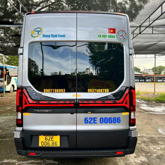 Xe Ford New Transit 18c